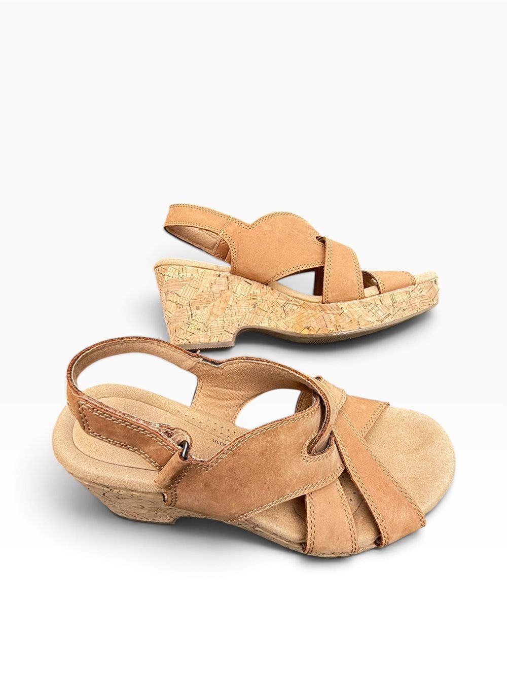 Clarks Collection Giselle Beach Tan Leather Cork Platform Wedge Sandals Size 7.5